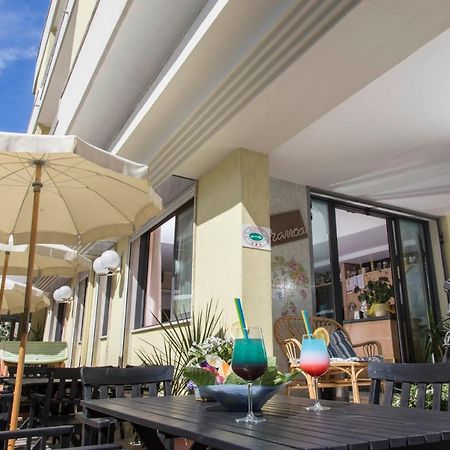 Hotel Franca Bellaria-Igea Marina Ngoại thất bức ảnh